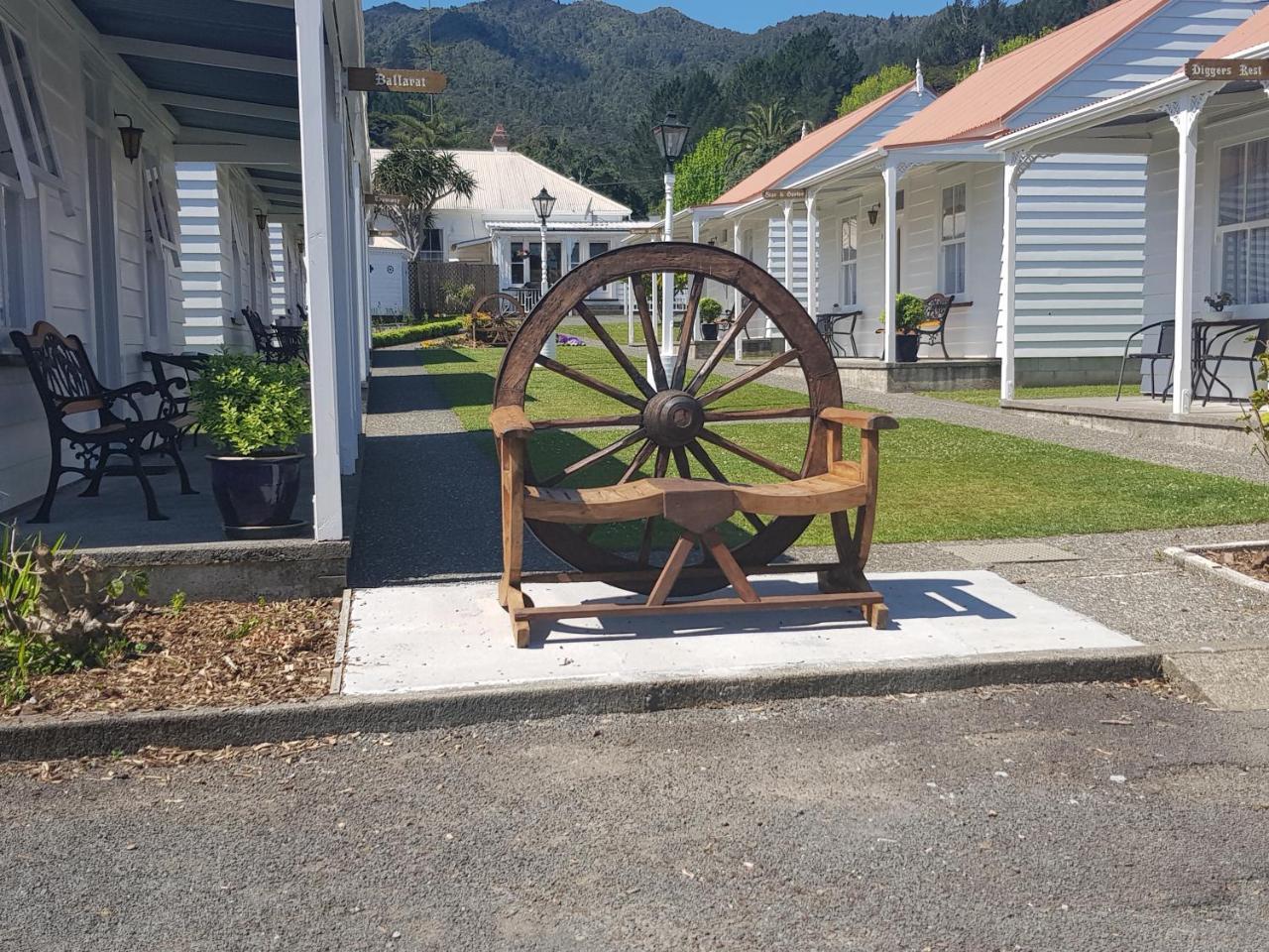 Coromandel Cottages Esterno foto